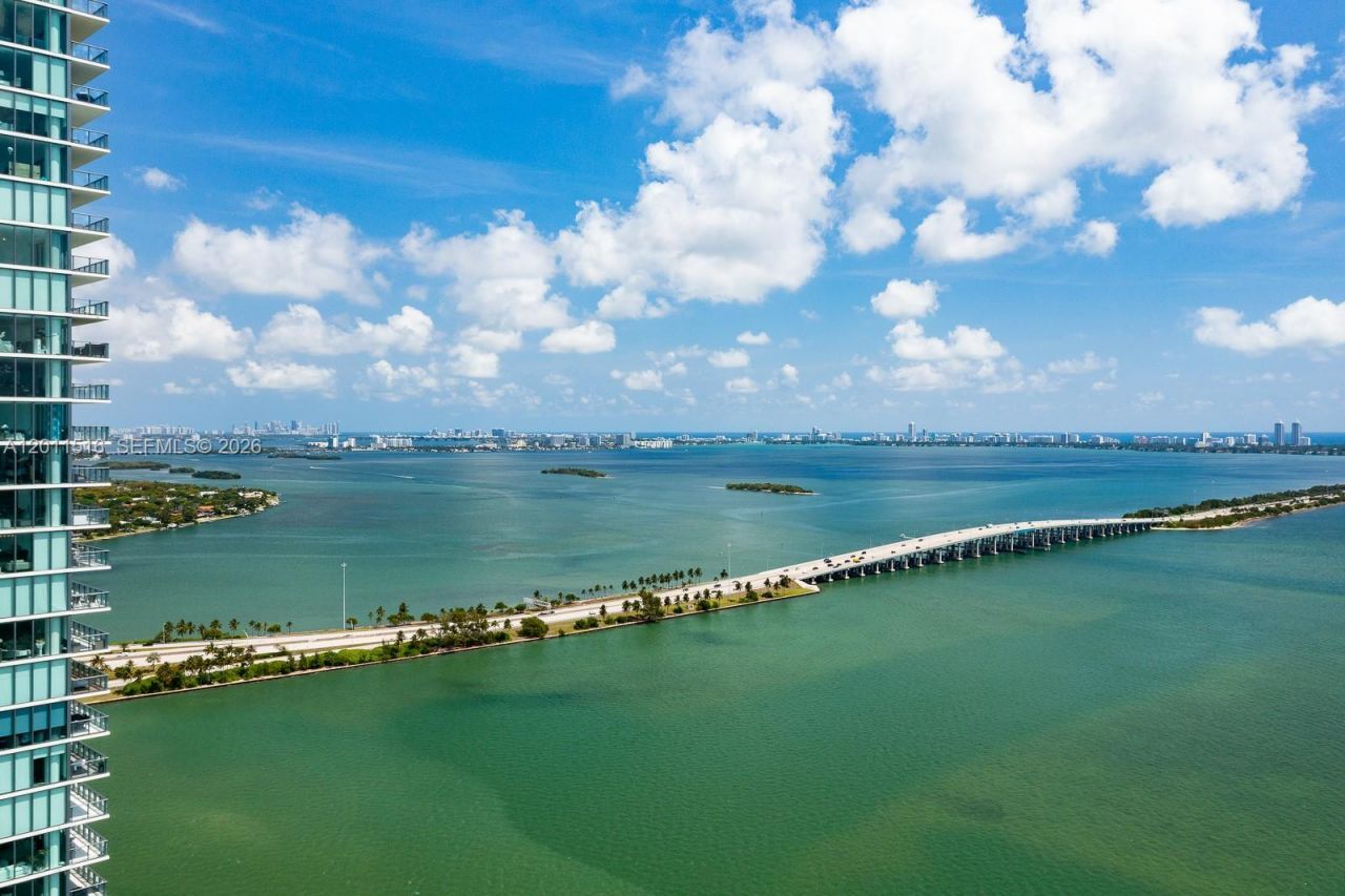 3131 NE 7th Ave, Unit 3804, Miami, FL 33137 Photo