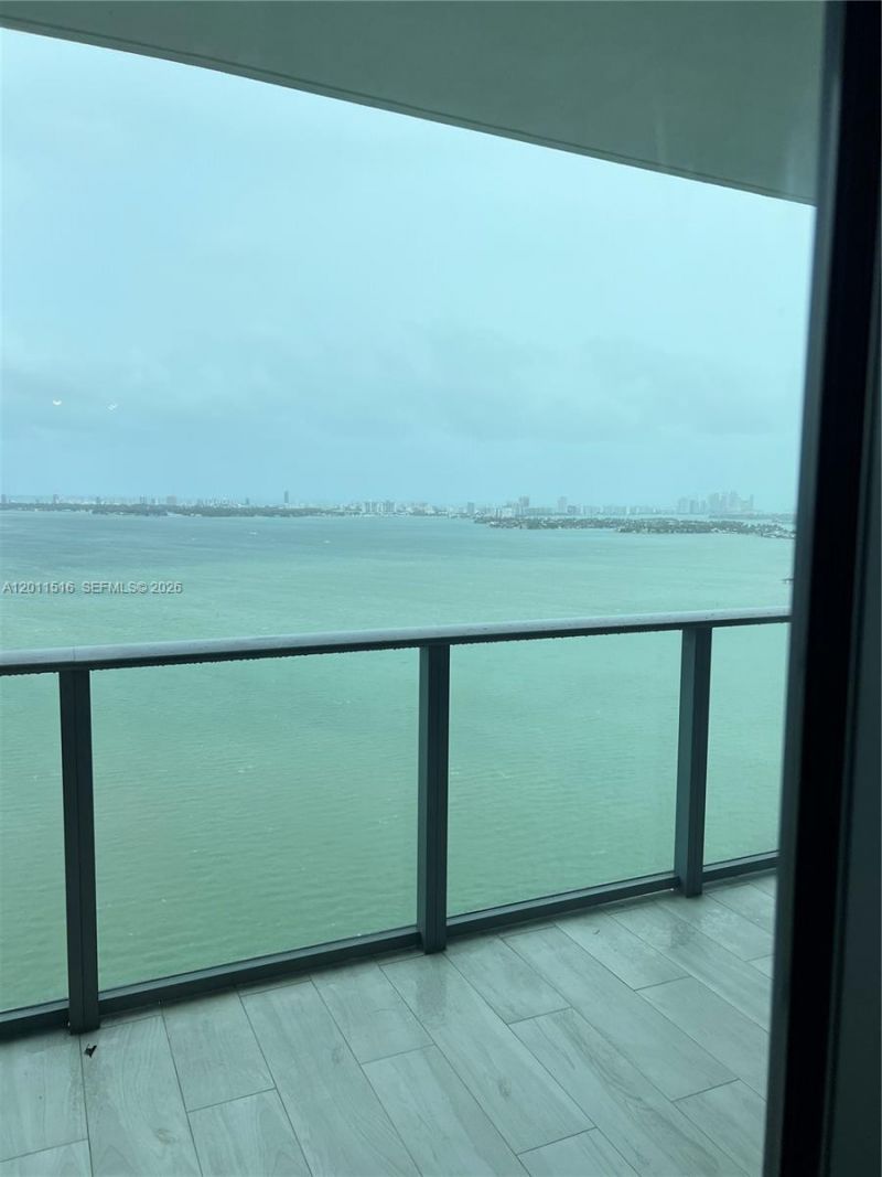 3131 NE 7th Ave, Unit 3804, Miami, FL 33137 Photo