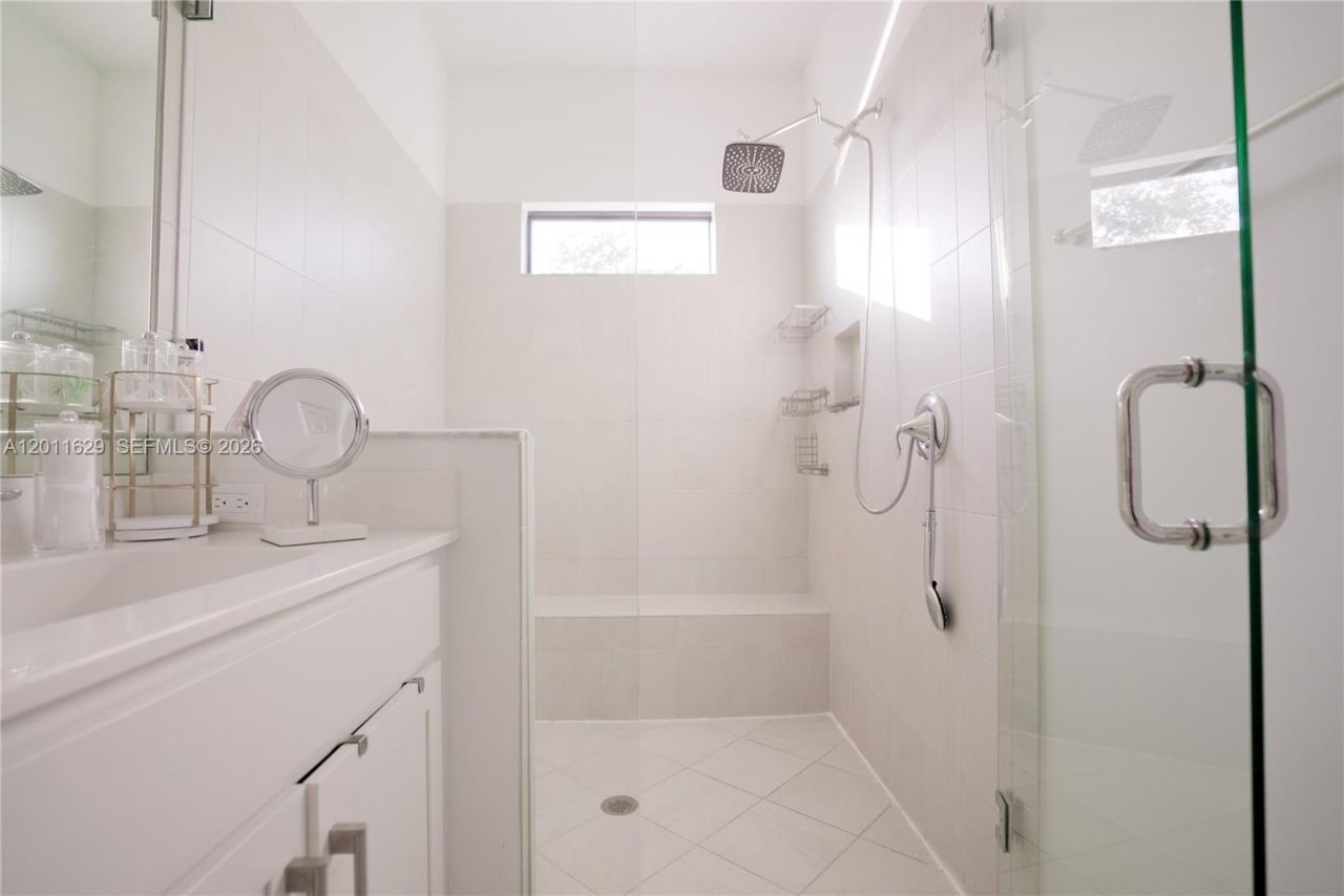 10111 Akenside Dr , Boca Raton, FL 33428 Photo