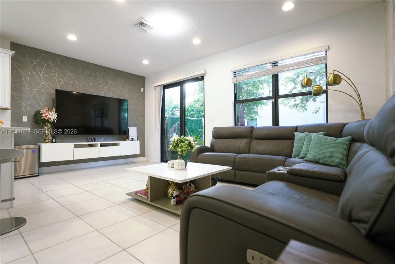 10111 Akenside Dr , Boca Raton, FL 33428 Photo