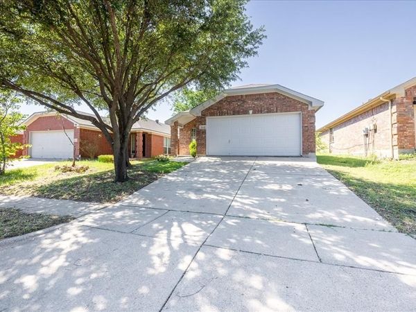 1014 Savage Drive, Denton, TX 76207