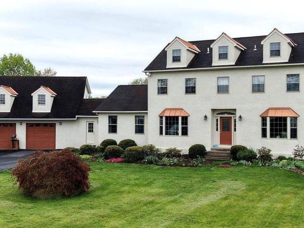 800 DIMINJAN LANE, HARLEYSVILLE, PA 19438