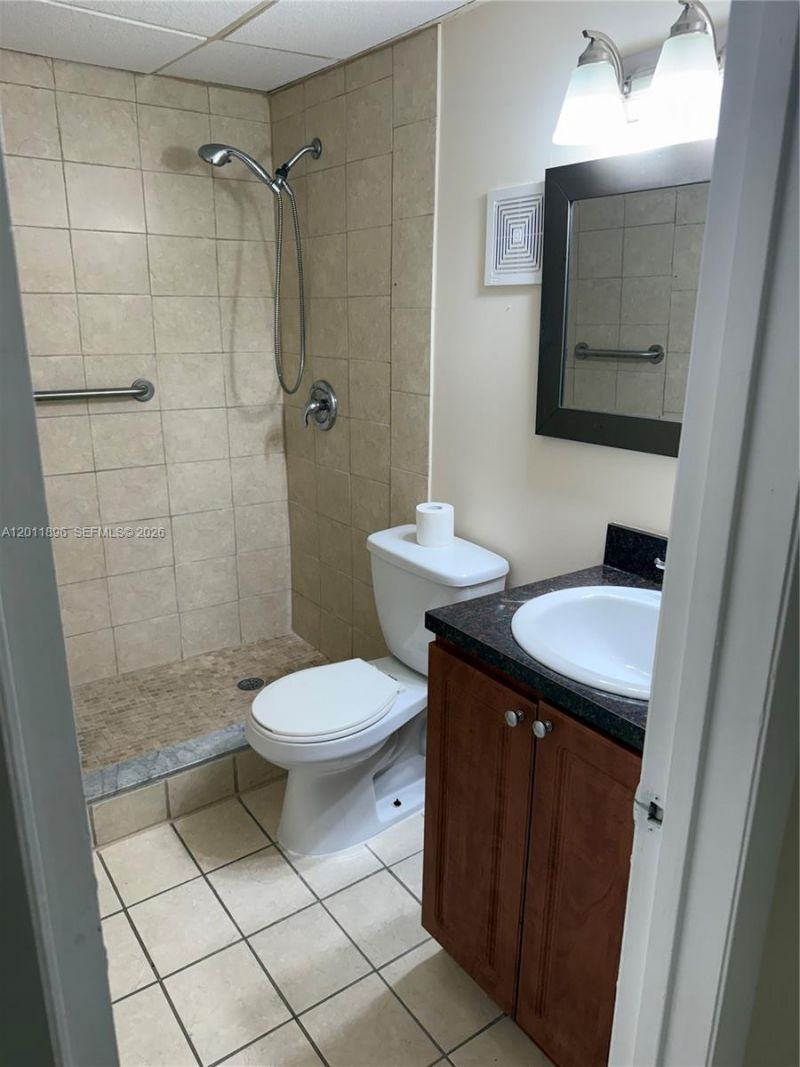 9411 SW 4th St , Unit 111, Miami, FL 33174 Photo