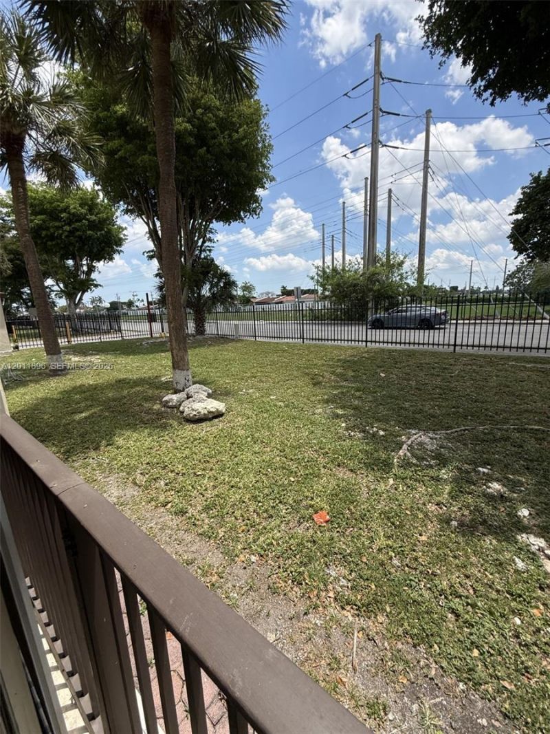 9411 SW 4th St , Unit 111, Miami, FL 33174 Photo