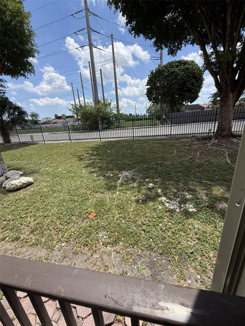 9411 SW 4th St , Unit 111, Miami, FL 33174 Photo