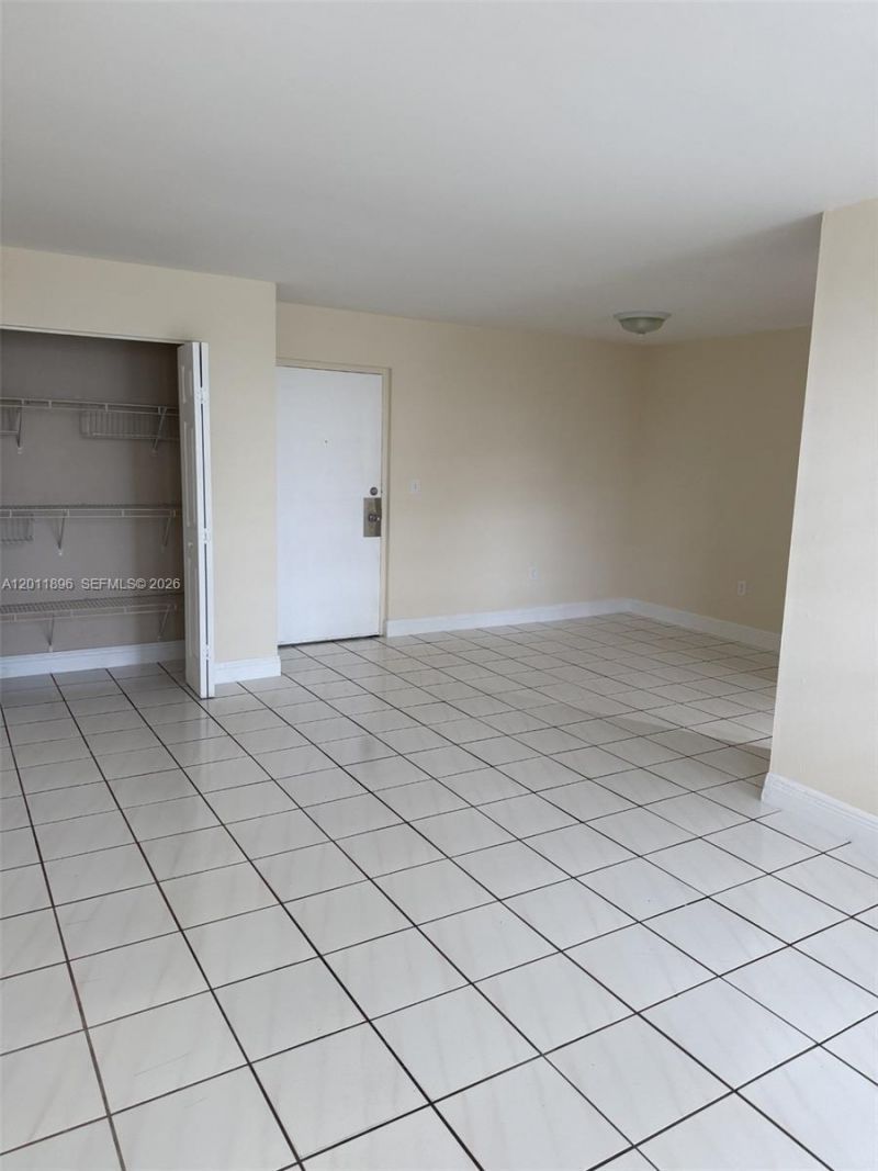 9411 SW 4th St , Unit 111, Miami, FL 33174 Photo