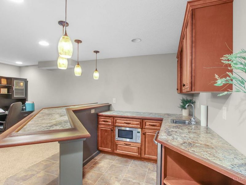 725 Sonya Lane, Monroe, OH 45050 Photo 14