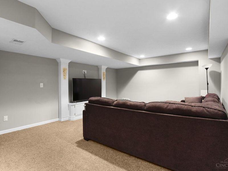 725 Sonya Lane, Monroe, OH 45050 Photo 33