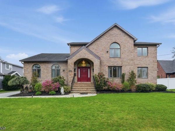 26 Madison Ave, Hasbrouck Heights, NJ 07604