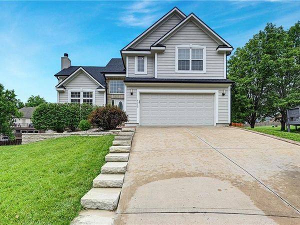 6319 NORESTON Street, Shawnee, KS 66218