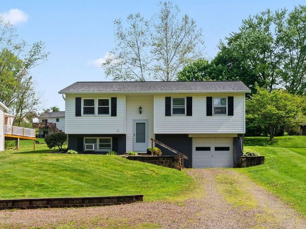 6415 Tanglewood Drive, Nashport, OH 43830