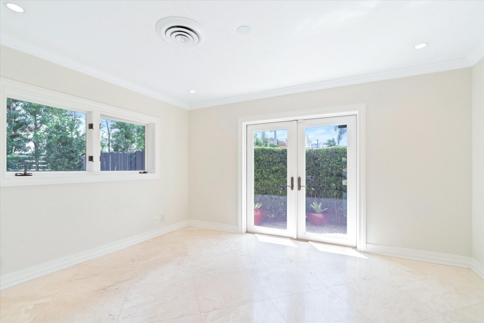 2625 NE 12th Street, Fort Lauderdale, FL 33304 Photo