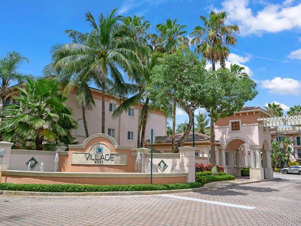 2119 SE 10th Avenue, Unit 901, Fort Lauderdale, FL 33316