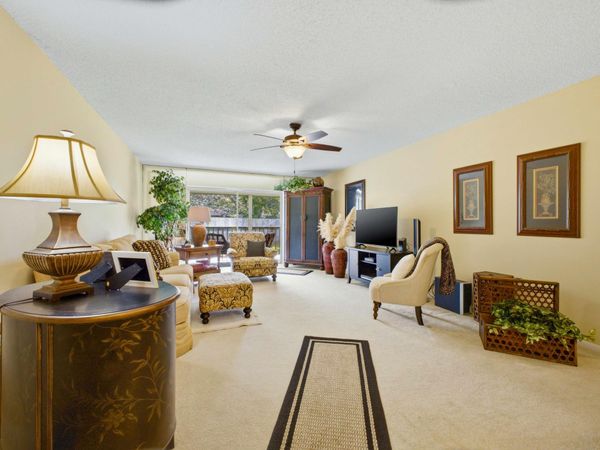 6625 S Oriole Boulevard, Unit 2040, Delray Beach, FL 33446