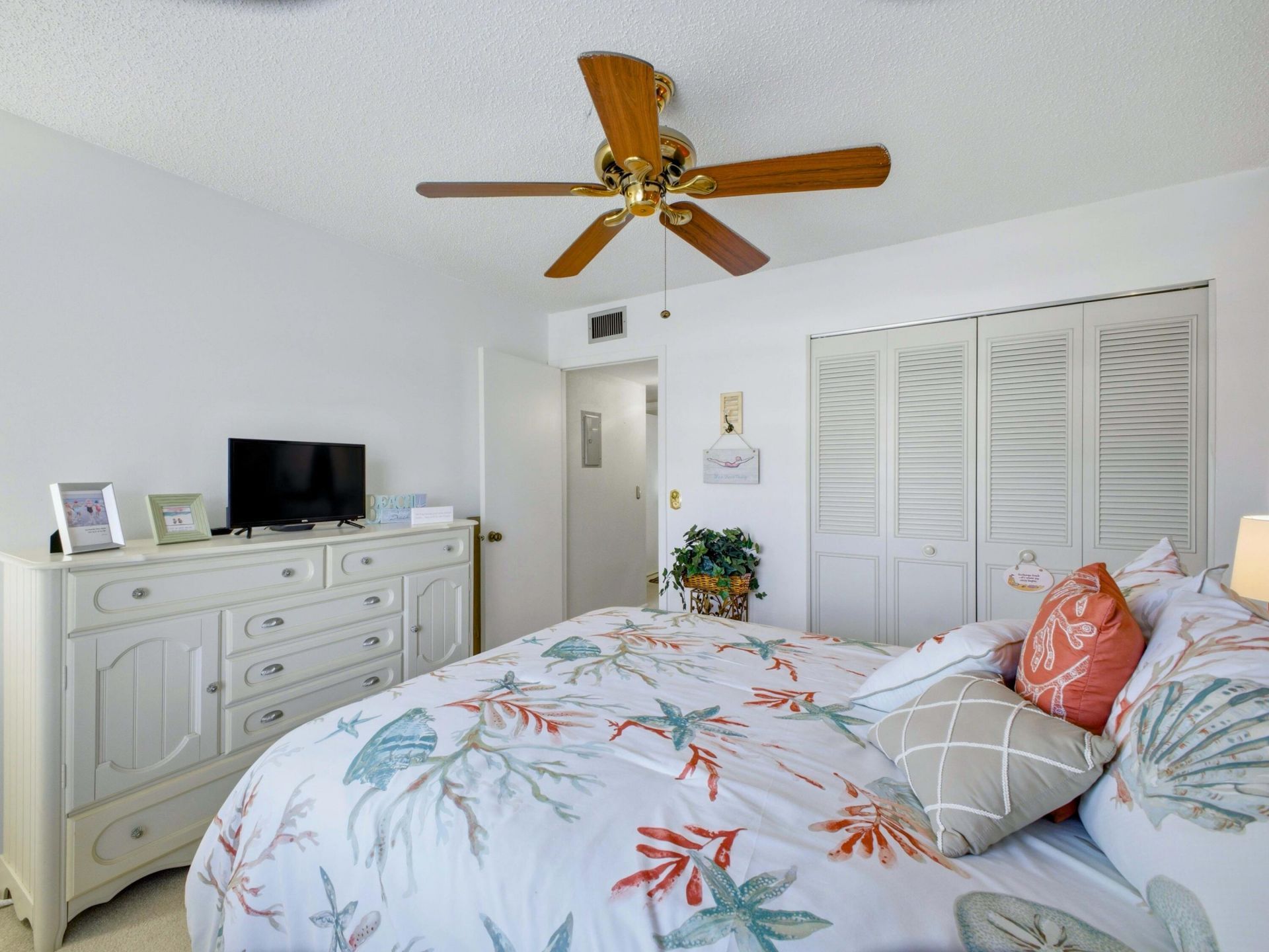 6625 S Oriole Boulevard, Unit 2040, Delray Beach, FL 33446 Photo