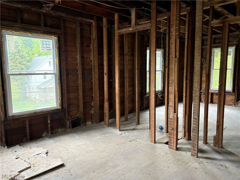 112 Burton Avenue, Akron, OH 44302 Photo 11