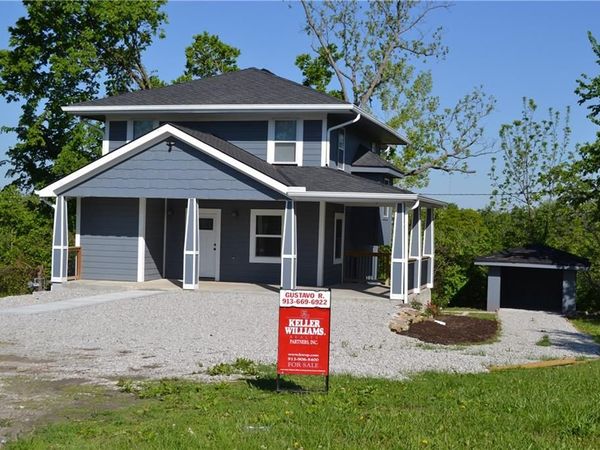 7330 Ozark Road, Kansas City, MO 64129