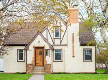 515 Lee Avenue SE, Cokato, MN 55321