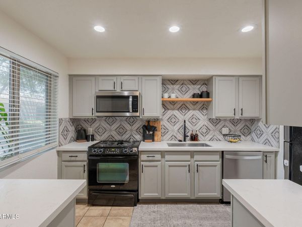 3402 N 32nd Street, Unit 163, Phoenix, AZ 85018