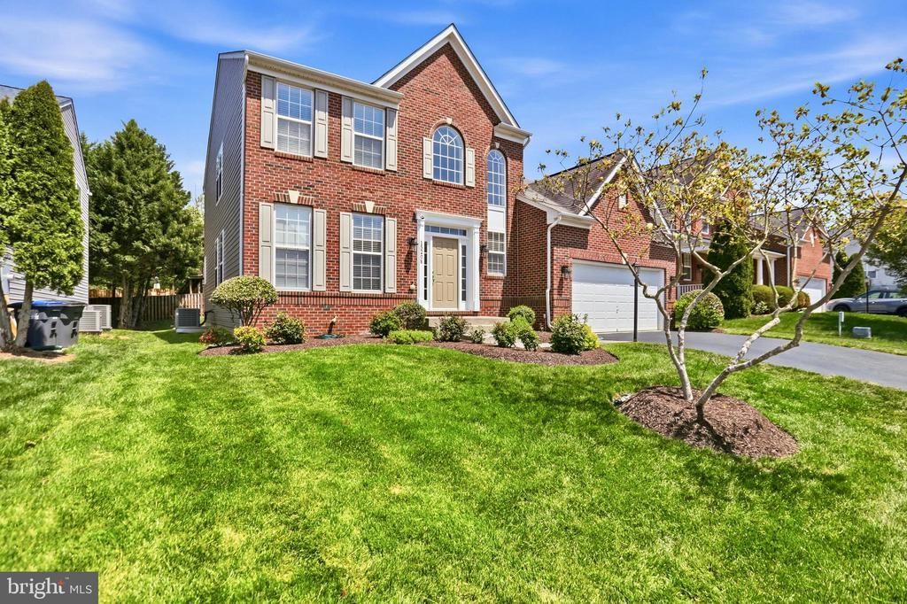 15208 Santander Drive, Gainesville, VA 20155 Main Photo