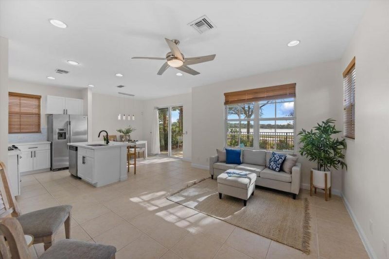 546 Tomahawk Court, Palm Beach Gardens, FL 33410 Photo