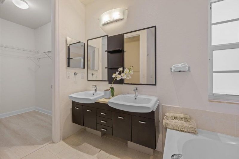 546 Tomahawk Court, Palm Beach Gardens, FL 33410 Photo