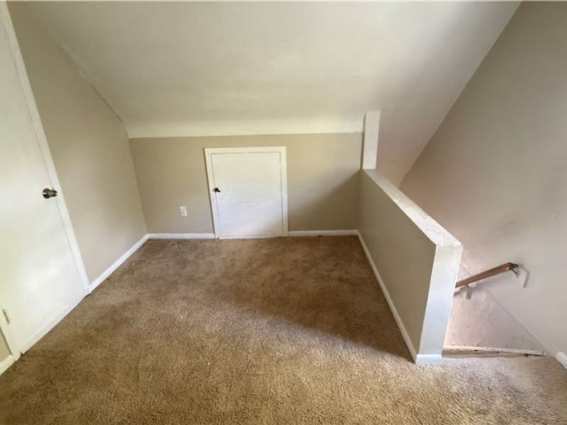 10706 Reno Avenue, Cleveland, OH 44105 Photo 13