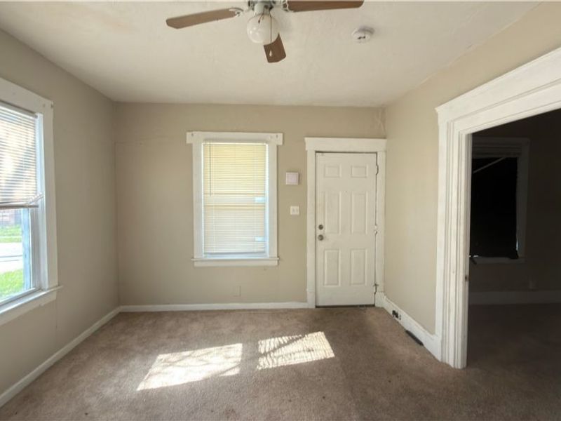 10706 Reno Avenue, Cleveland, OH 44105 Photo 2