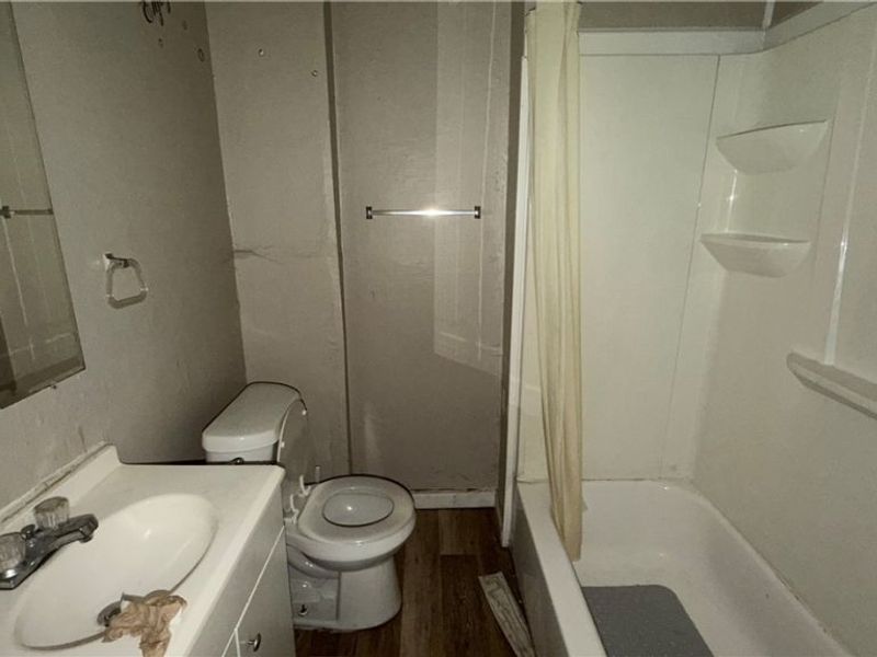 10706 Reno Avenue, Cleveland, OH 44105 Photo 9