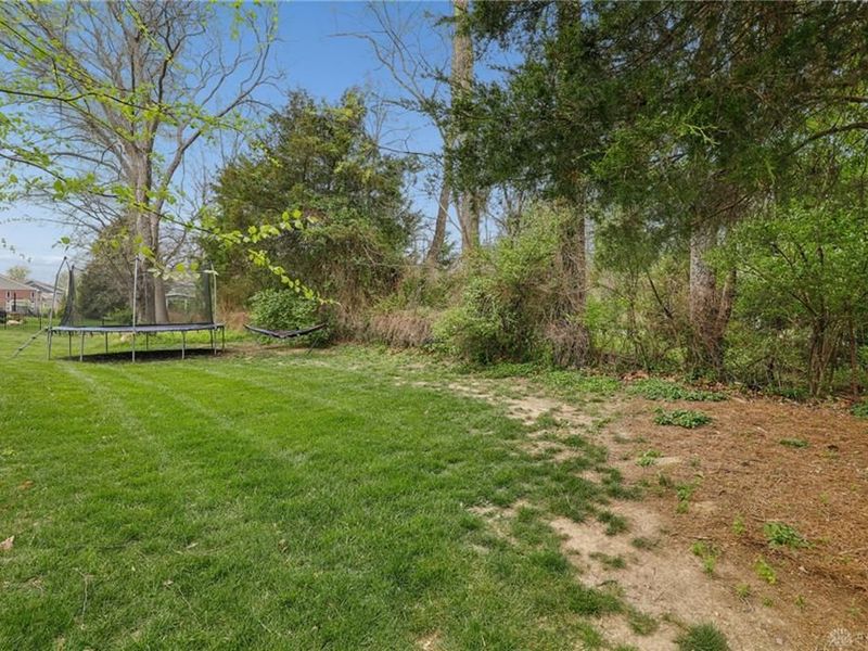 1252 Autumn Run Drive, Hamilton Township, OH 45039 Photo 63
