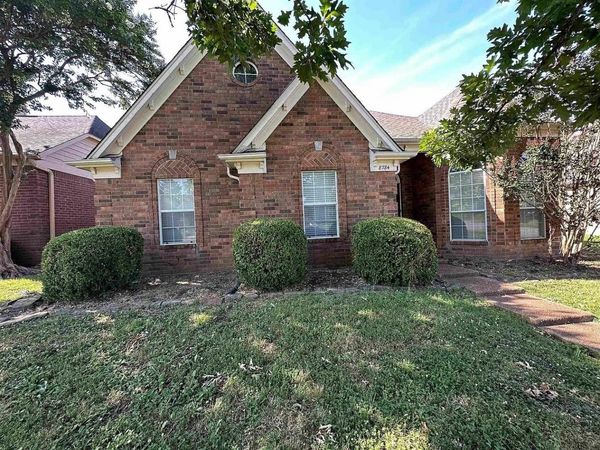 8784 OVERCUP OAKS DR, Memphis, TN 38018
