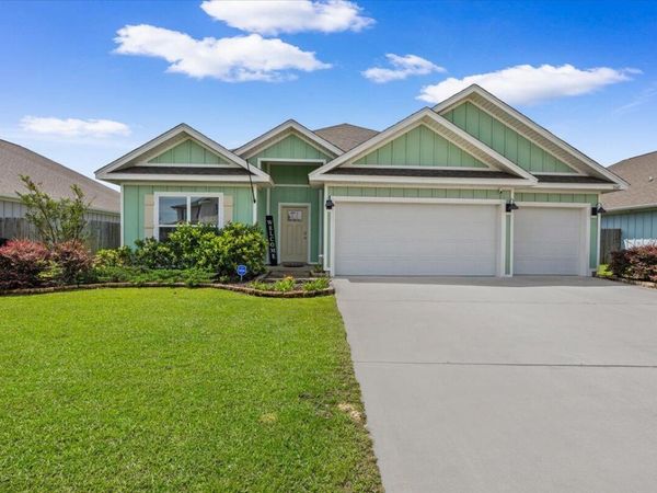 3545 Sailfish Drive, Gulf Breeze, FL 32563