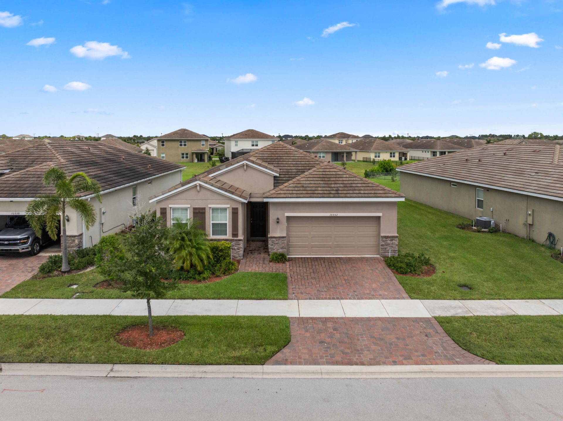 10552 SW Toren Way, Port Saint Lucie, FL 34987 Photo
