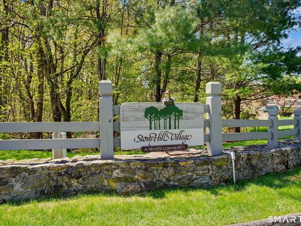 135 Heatherwood, Unit 135, Brookfield, CT 06804