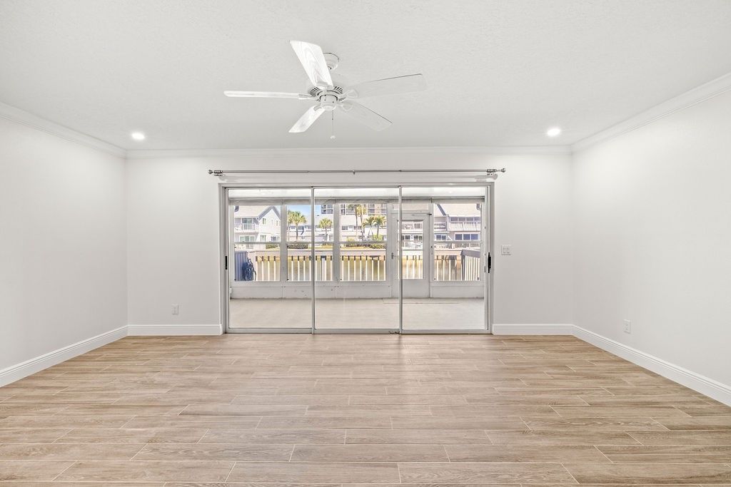 4949 N Highway A1a, Unit 195, Fort Pierce, FL 34949 Photo