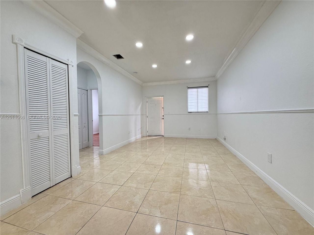 7070 NW 177th St , Unit 107-10, Hialeah, FL 33015 Photo