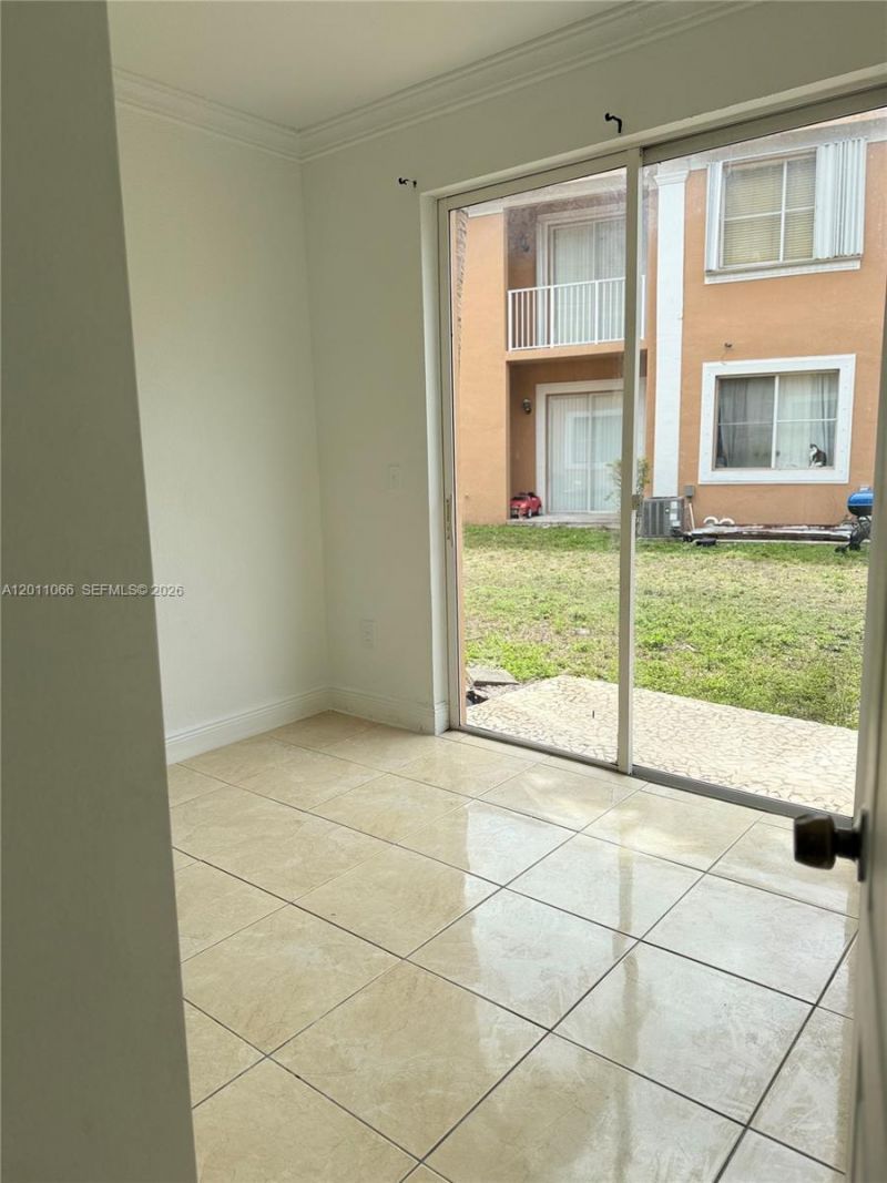 7070 NW 177th St , Unit 107-10, Hialeah, FL 33015 Photo