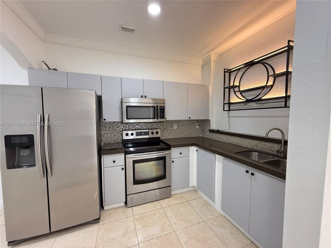 7070 NW 177th St , Unit 107-10, Hialeah, FL 33015 Photo
