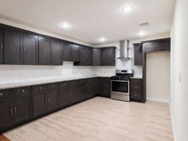 1084 Elizabeth Ave, Unit 2B, Elizabeth, NJ 07201