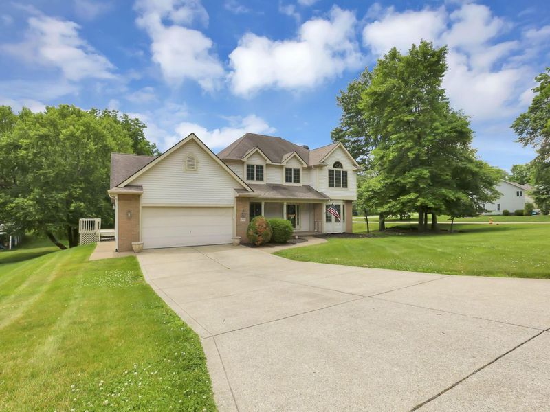1365 Normandy Drive, Newark, OH 43055 Photo 4