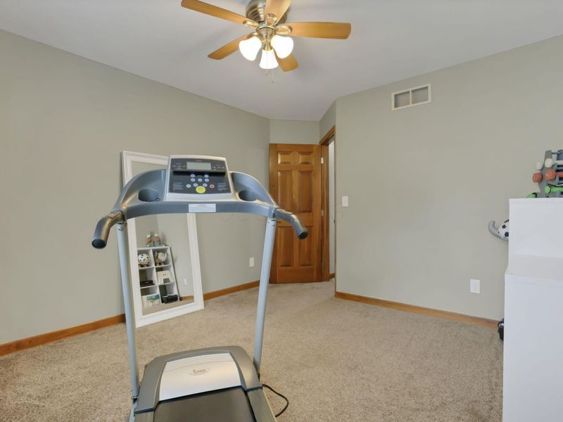1365 Normandy Drive, Newark, OH 43055 Photo 46