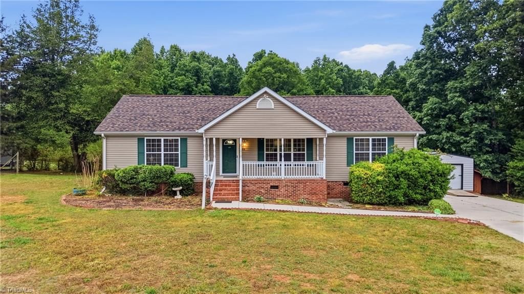 1508 Giles Chapel Road, Asheboro, NC 27203 Main Photo
