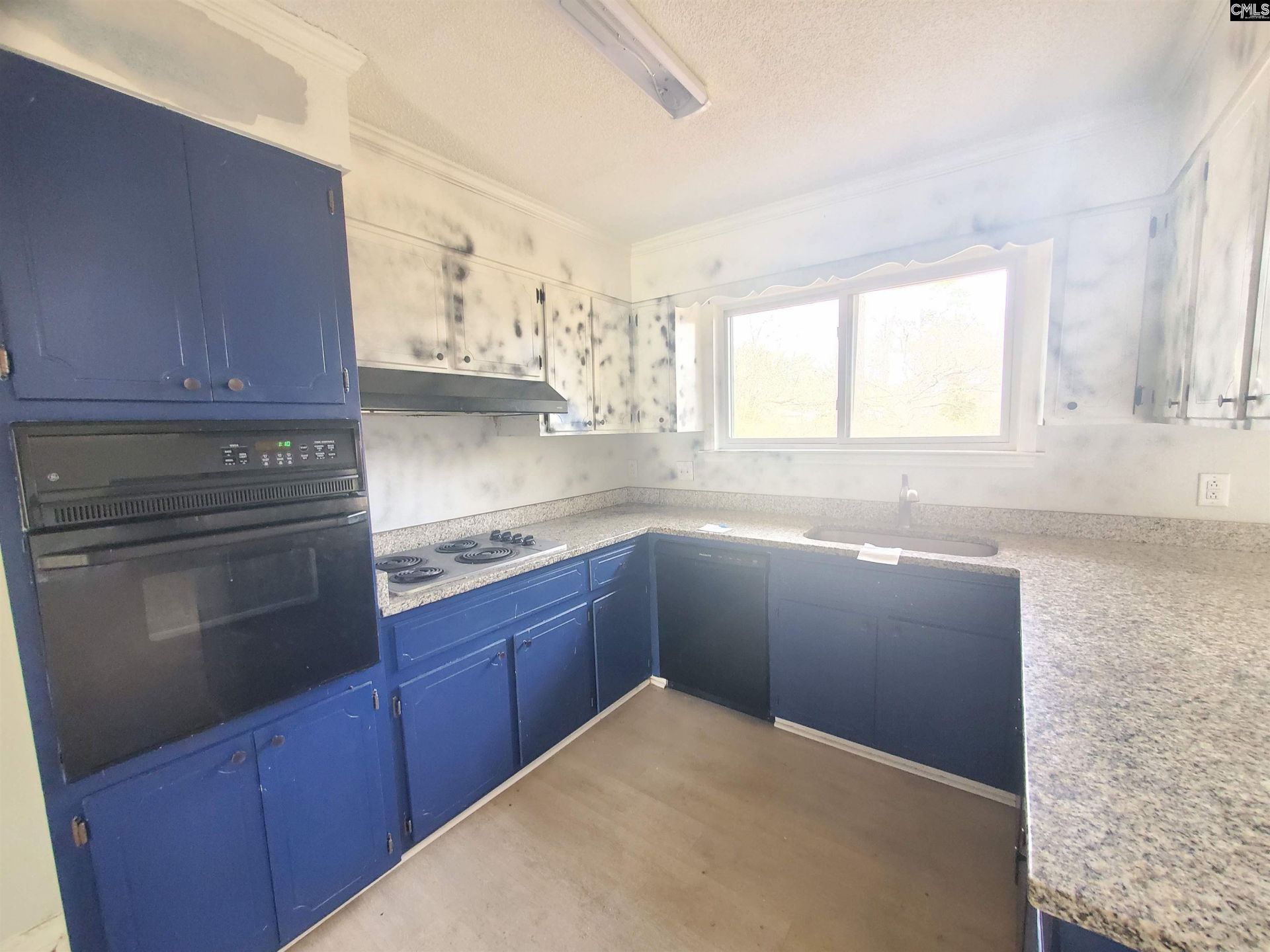 1842 Cunningham Road  Photo 4