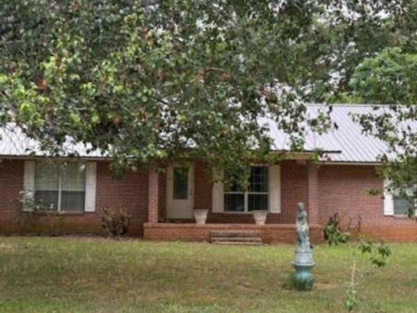 3761 Highway 231 , Cottondale, FL 32431