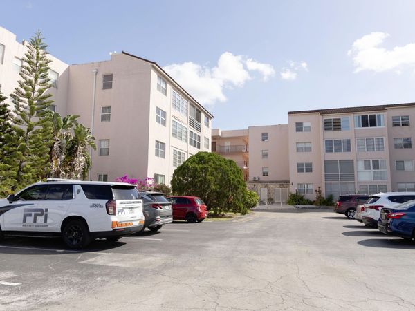 2851 Somerset Drive, Lauderdale Lakes, FL 33311