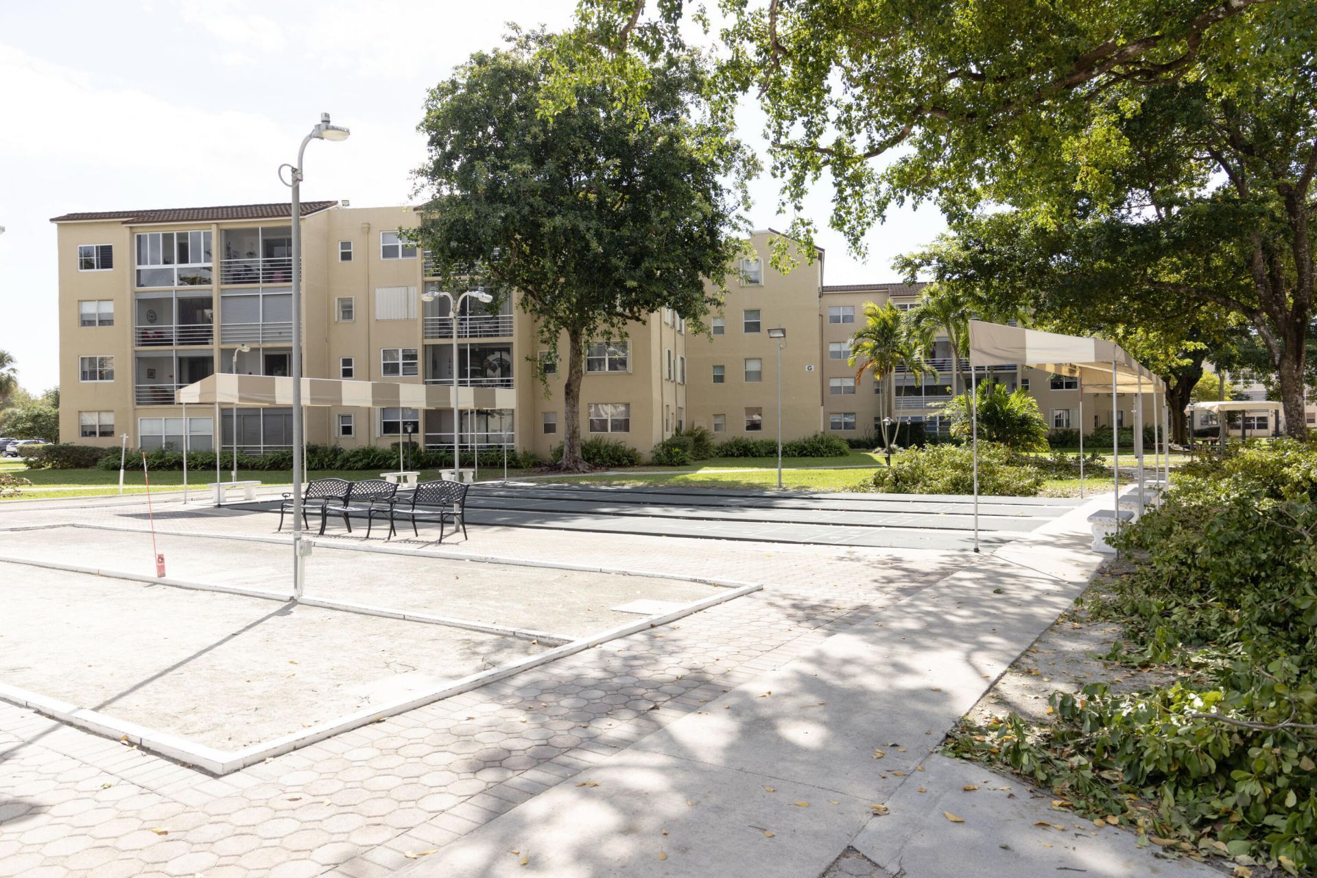 2851 Somerset Drive, Unit 116 E, Lauderdale Lakes, FL 33311 Photo