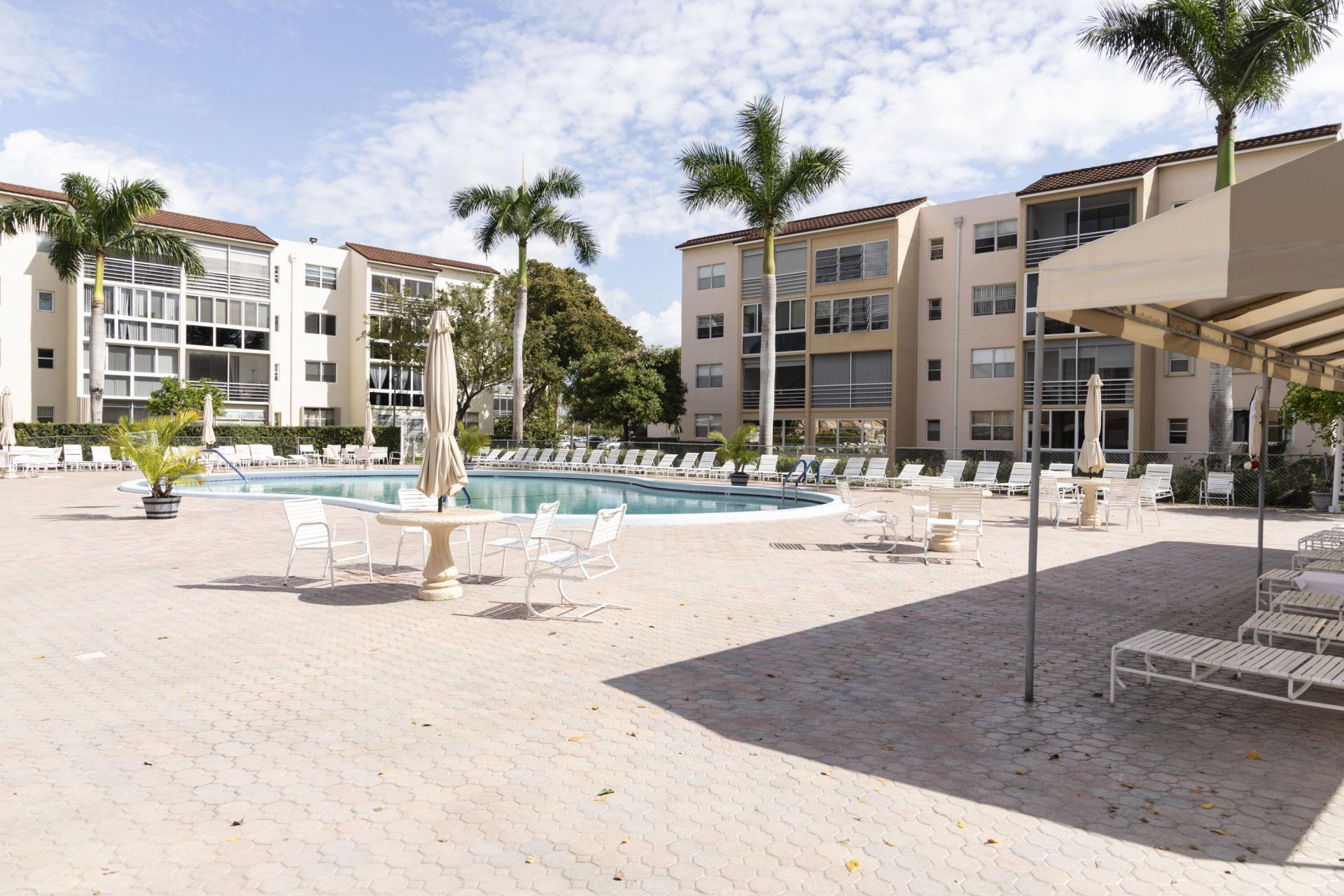 2851 Somerset Drive, Unit 116 E, Lauderdale Lakes, FL 33311 Photo
