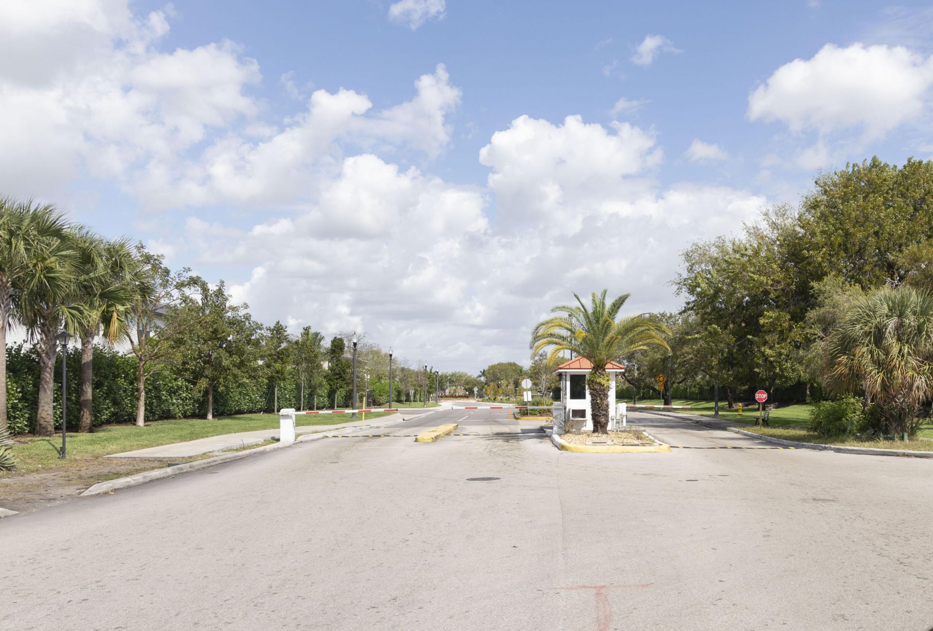 2851 Somerset Drive, Unit 116 E, Lauderdale Lakes, FL 33311 Photo