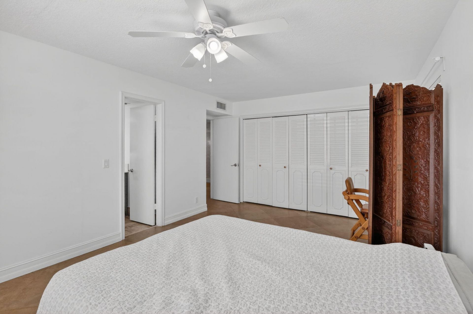 9101 Jacaranda Lane, Unit 107, Plantation, FL 33324 Photo