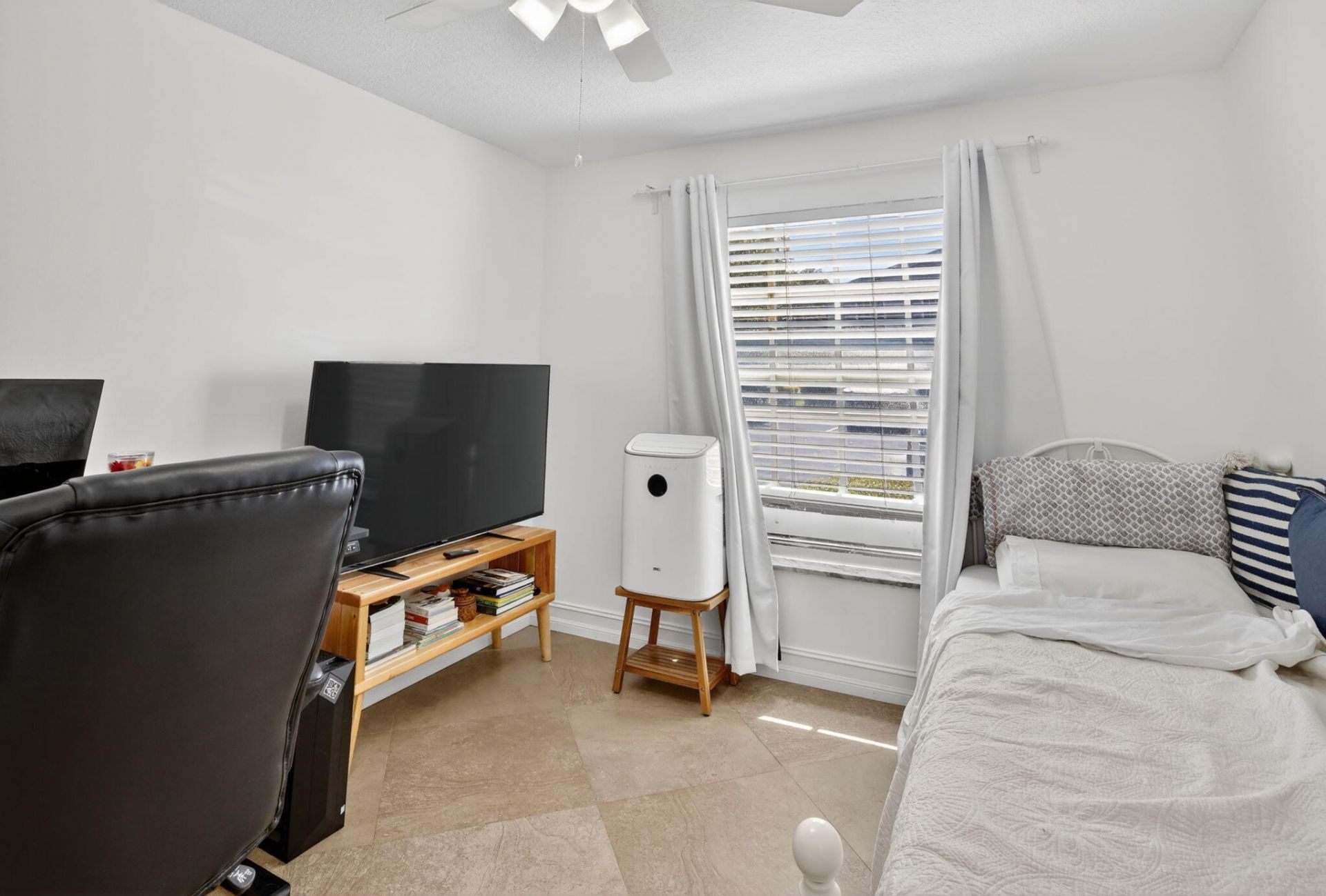 9101 Jacaranda Lane, Unit 107, Plantation, FL 33324 Photo